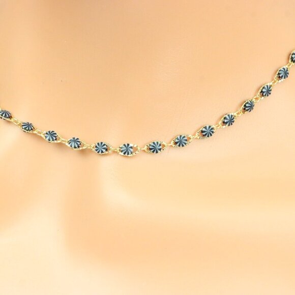 "Minimalist Necklace – Timeless, Elegant Jewelry for Her, MAR091270 - Picture 10 of 10